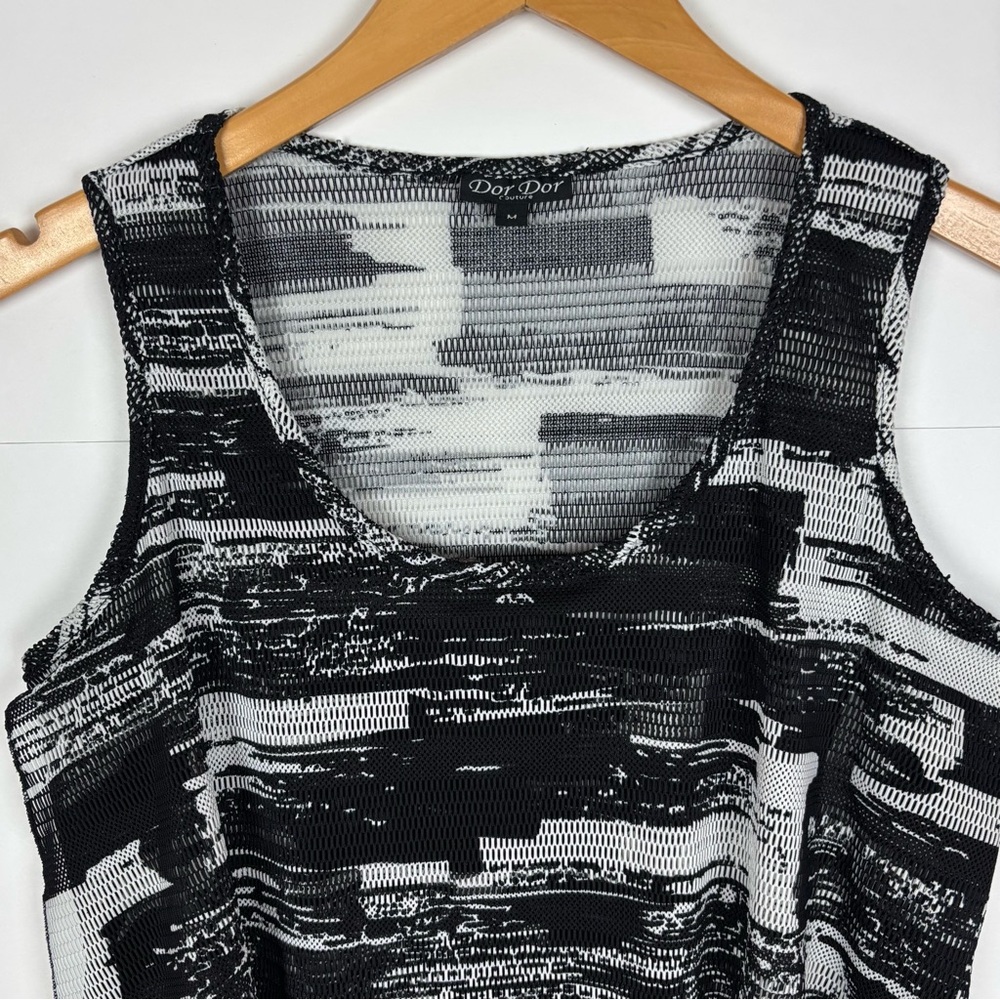 Dor Dor Couture Top Size Medium Black White Print Mesh Asymmetrical Sleeveless - Picture 3 of 6
